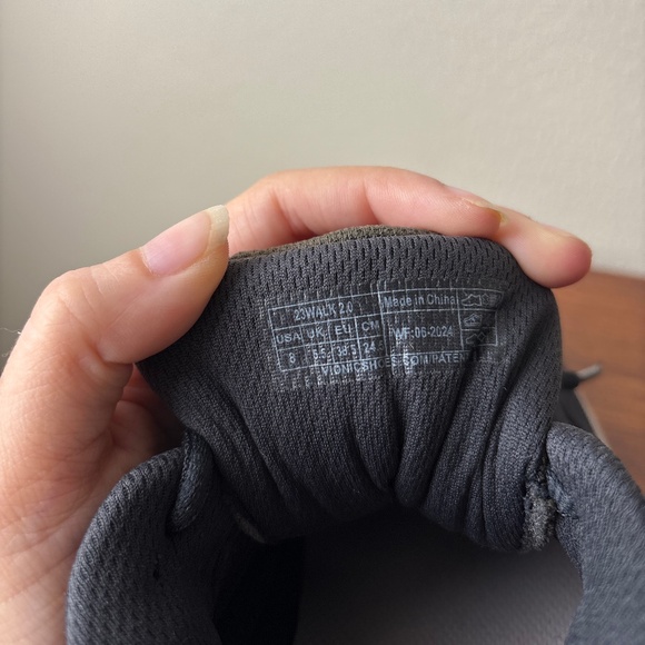 Vionic 23Walk 2.0 Women’s Walking Sneakers Gray Khaki Pink Accents Size 8 - Picture 3 of 5